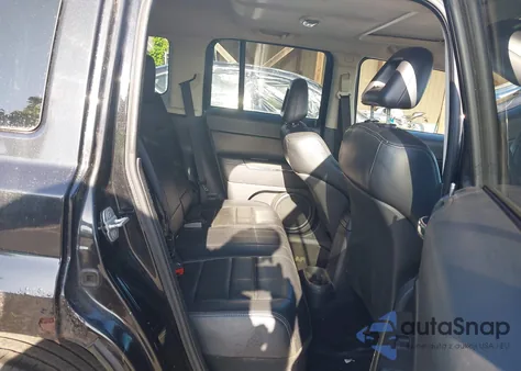 2009 Jeep Patriot Limited из США, поврежденный, VIN 1J4FF48B69D216909